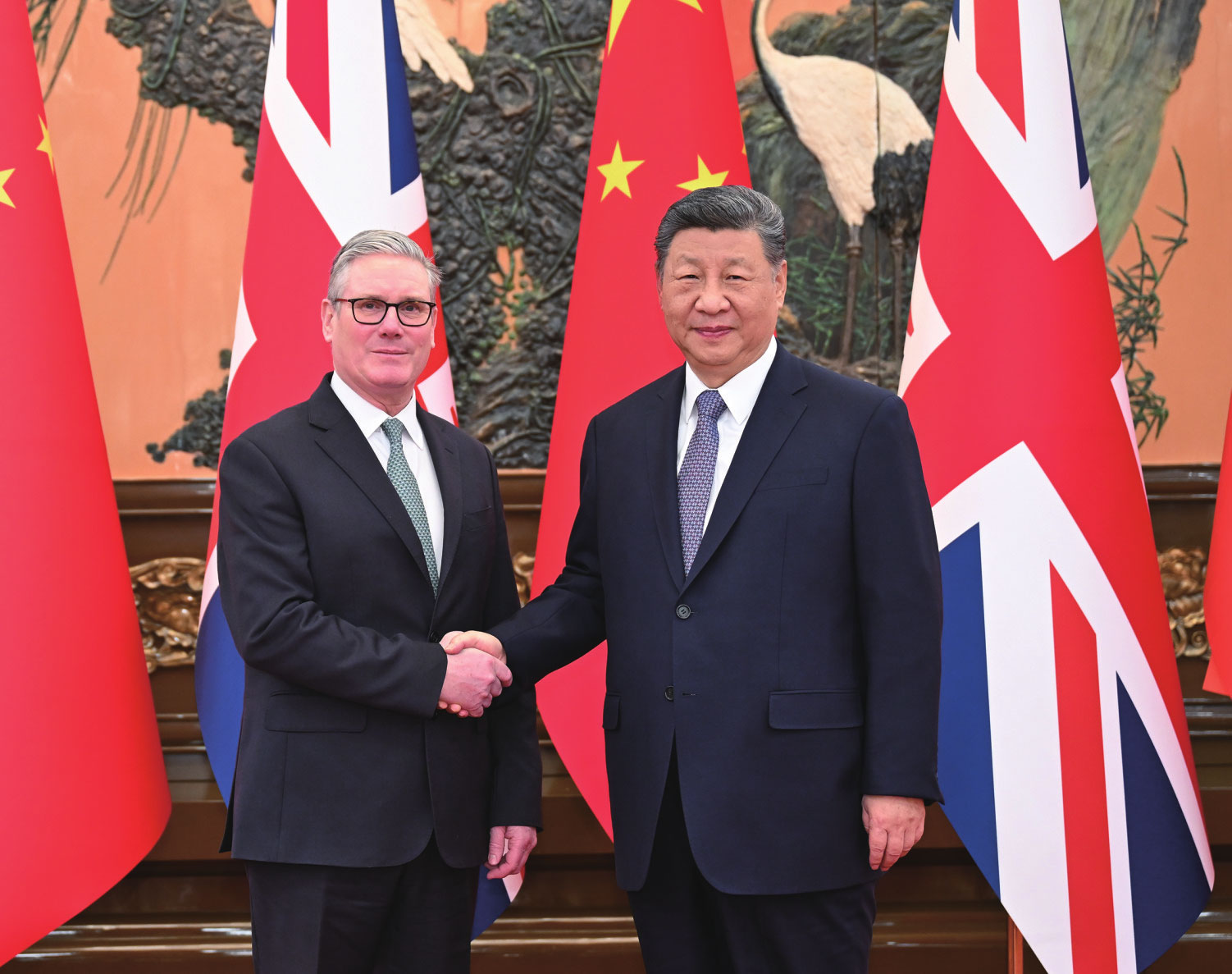 ཟླ་1ཚེས་29ཉིན་གྱི་སྔ་དྲོར། རྒྱལ་ཁབ་ཀྱི་ཀྲུའུ་ཞི་ཞི་ཅིན་ཕིང་གིས་པེ་ཅིང་མི་དམངས་ཚོགས་ཁང་ཆེ་མོར་ཀྲུང་གོར་དངོས་གཞིའི་འཚམས་འདྲིར་ཕེབས་པའི་དབྱིན་ཇིའི་དབུ་བཞུགས་བློན་ཆེན་སི་ཐཱ་མོ་དང་མཇལ་འཛོམས་གནང་བ།