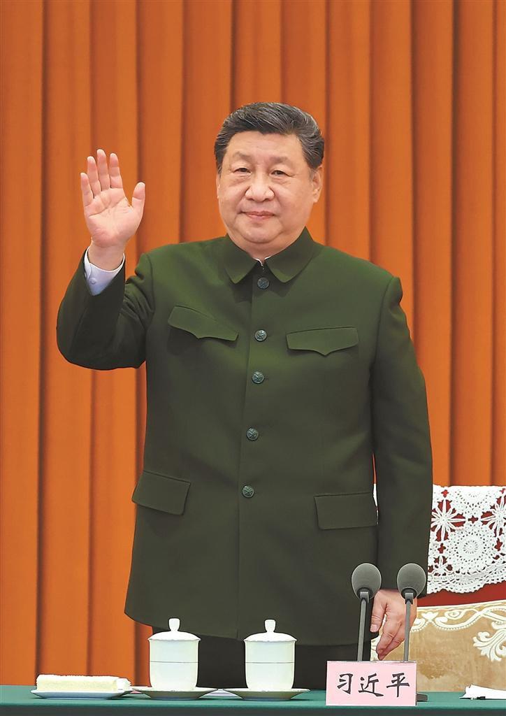 ཟླ་2ཚེས་10ཉིན། ཀྲུང་གུང་ཀྲུང་དབྱང་གི་སྤྱི་ཁྱབ་ཧྲུའུ་ཅི་དང་། རྒྱལ་ཁབ་ཀྱི་ཀྲུའུ་ཞི། ཀྲུང་དབྱང་དམག་ཨུད་ཀྱི་ཀྲུའུ་ཞི་བཅས་ཡིན་པའི་ཞི་ཅིན་ཕིང་གིས་པེ་ཅིང་བརྒྱད་གཅིག་ཐོག་བརྩེགས་ཁང་ཆེན་དུ་བརྙན་ལམ་ནས་དམག་ཡོངས་ཀྱི་དམག་གྲབས་ལས་རེས་དང་ལས་འགན་སྒྲུབ་ཚུལ་ལ་ཞིབ་བཤེར་དང་འབྲེལ་ཡོད་དཔུང་སྡེར་བྱམས་བརྩེའི་འཚམས་འདྲི་གནང་བ་དང་། ཏང་ཀྲུང་དབྱང་དང་ཀྲུང་དབྱང་དམག་ཨུད་ཀྱི་ཚབ་ཞུས་ཏེ་མི་དམངས་བཅིངས་འགྲོལ་དམག་གི་བཀོད་འཐབ་པ་དང་། དྲག་ཆས་ཉེན་རྟོག་དཔུང་སྡེའི་དཔོན་དམག དམག་དཔུང་གི་ཞི་བའི་ལས་འགན་འཁུར་མཁན། གྲ་སྒྲིག་དམག་ཞབས་མི་སྣ་དང་ཡུལ་དམག་བཅས་ལ་ལྷག་བསམ་ཟོལ་མེད་ཀྱི་འཚམས་འདྲི་དང་དཔྱིད་གསར་དུས་ཆེན་གྱི་སྨོན་འདུན་ཞུས་ཤིང་། འདི་ནི་ཞི་ཅིན་ཕིང་གིས་དཔོན་དམག་ཚོར་ཕྱག་གཡུག་གཡུག་གིས་གུས་ལན་གནང་བཞིན་པ།