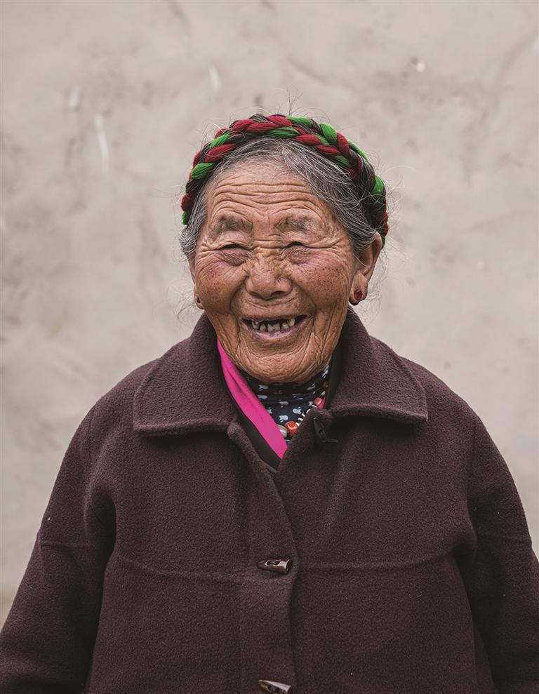 འདི་ནི་བགྲེས་སོང་ངག་དབང་སྒྲོལ་མ་ཡིན་པ།