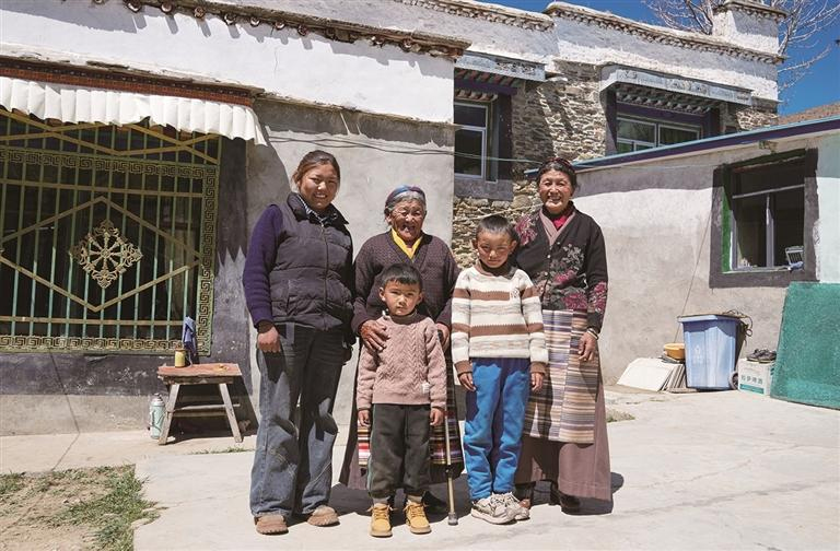 འདི་ནི་ཚེ་རིང་བཟང་མོ་དང་ནང་མིའི་མཉམ་པར་ཡིན་པ།